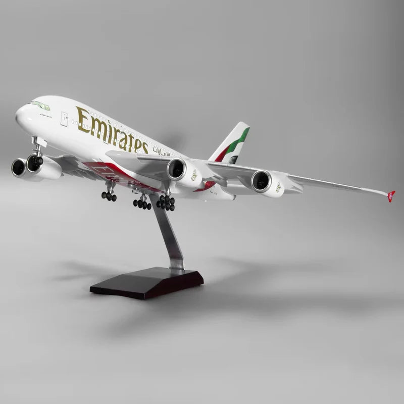 Emirates Airline A380 47CM 1:160 Diecast Scale Model