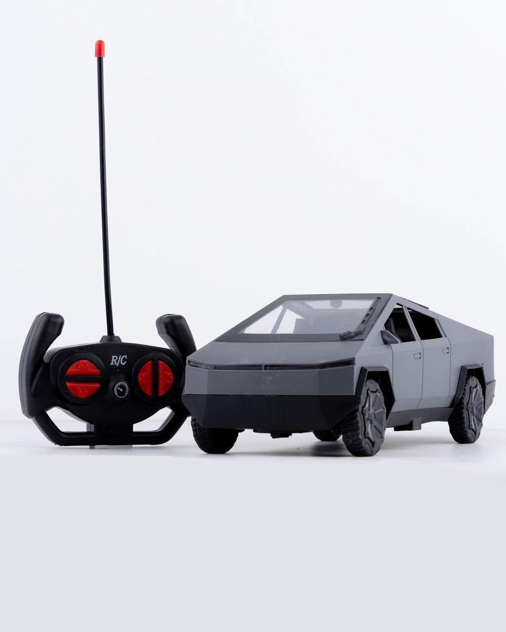 Tesla Cybertruck With Remote & Accessories Car 1:18 Scale