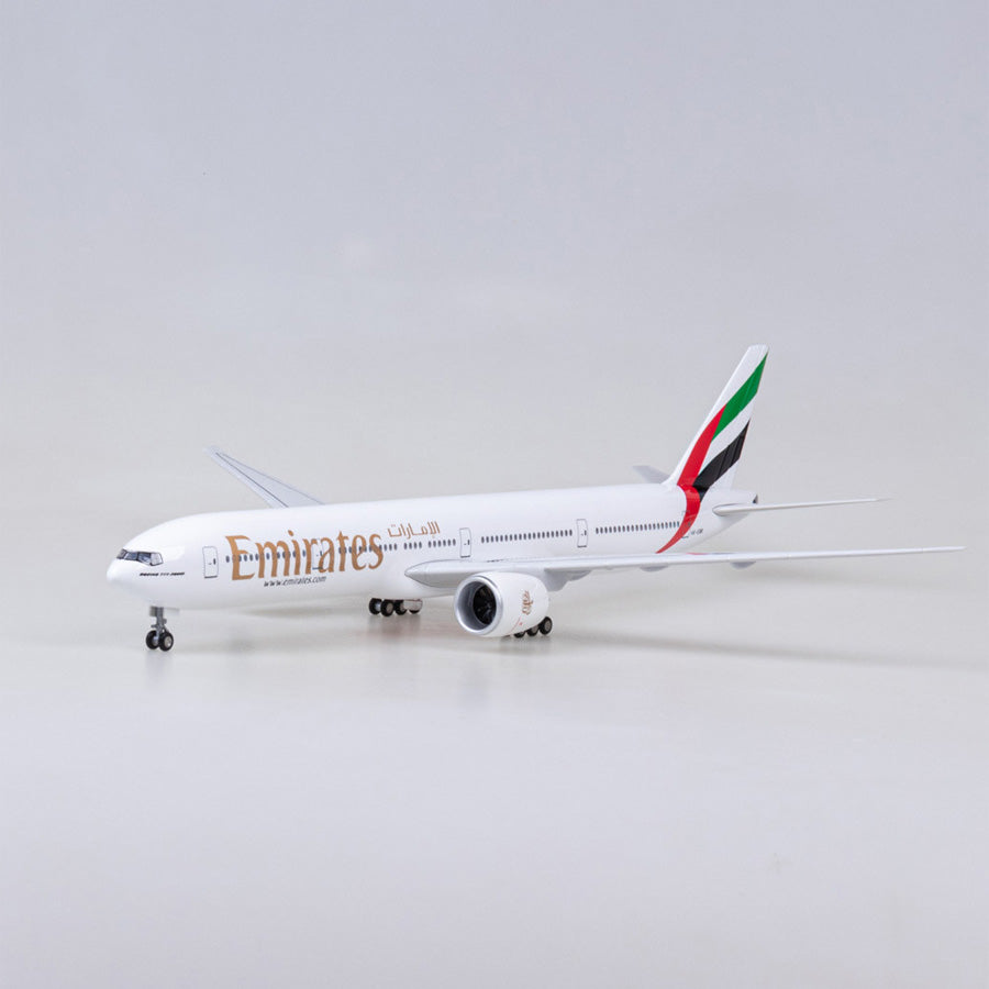 Emirates Airline B777-300 47CM 1:160 Diecast Scale Model