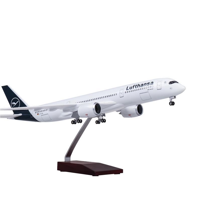 Lufthansa Airbus A350 Airplane 47CM 1:142 Diecast Scale Model
