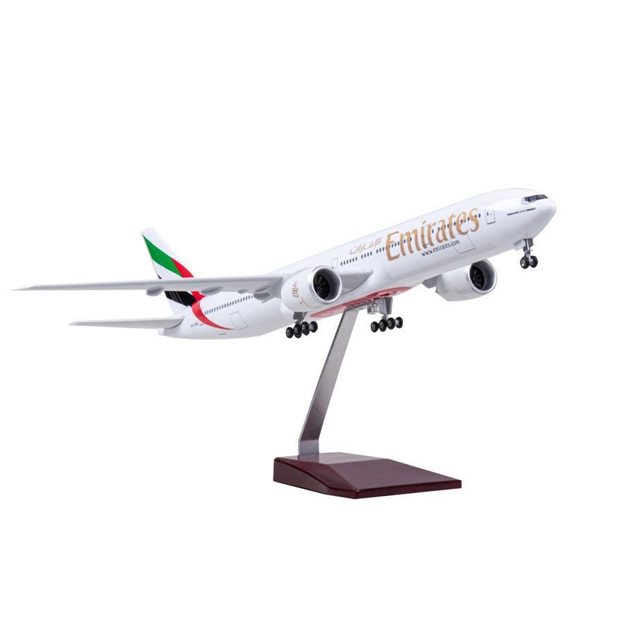 Emirates Airline B777-300 47CM 1:160 Diecast Scale Model