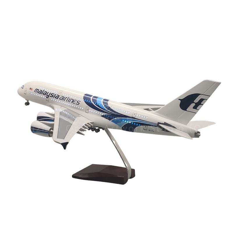 Malaysia Airlines Airbus A380 47CM 1:160 Diecast Scale Model