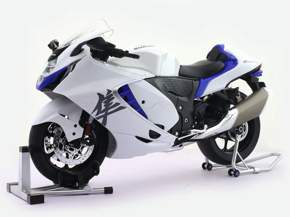 Suzuki Hayabusa GSX-1300R Smoke 1:6 Diecast Alloy Model Bike – Premium Collectible Motorcycle