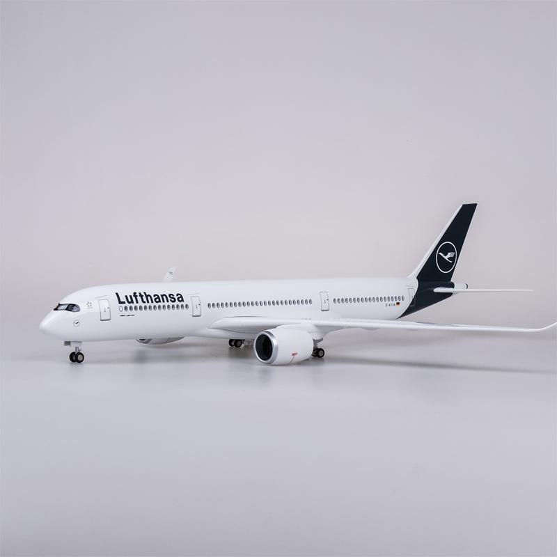 Lufthansa Airbus A350 Airplane 47CM 1:142 Diecast Scale Model