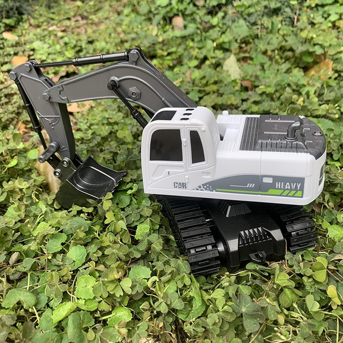 Metal Shovel Remote Control Excavator – 11-Channel RC Construction Vehicle