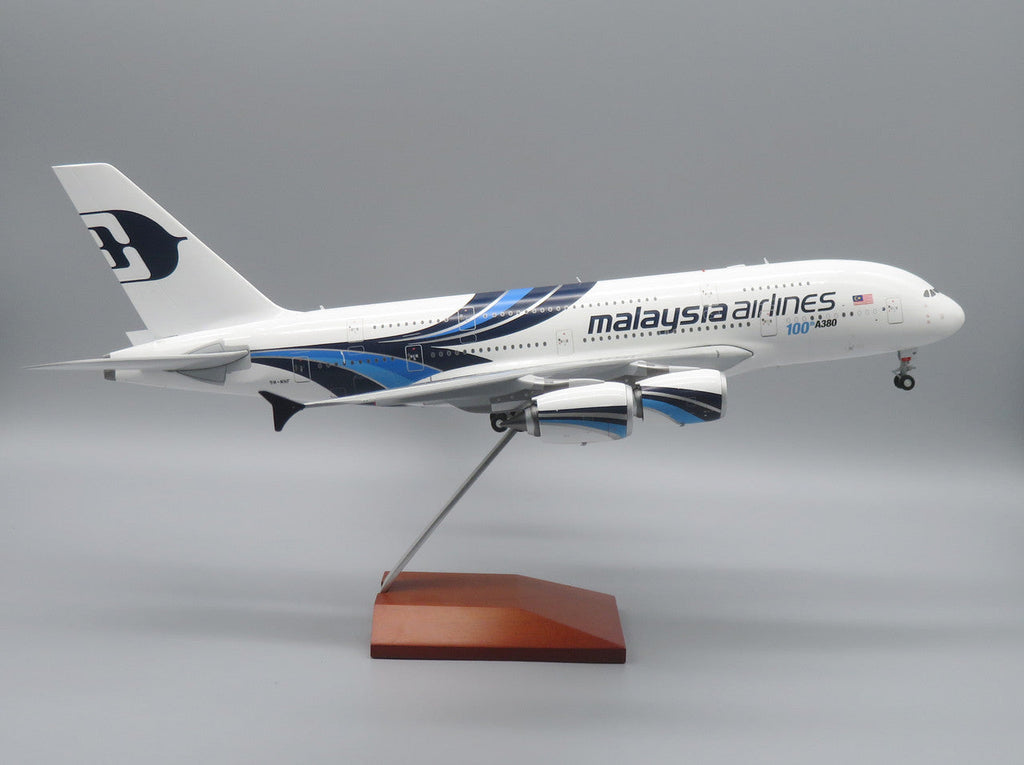 Malaysia Airlines Airbus A380 47CM 1:160 Diecast Scale Model