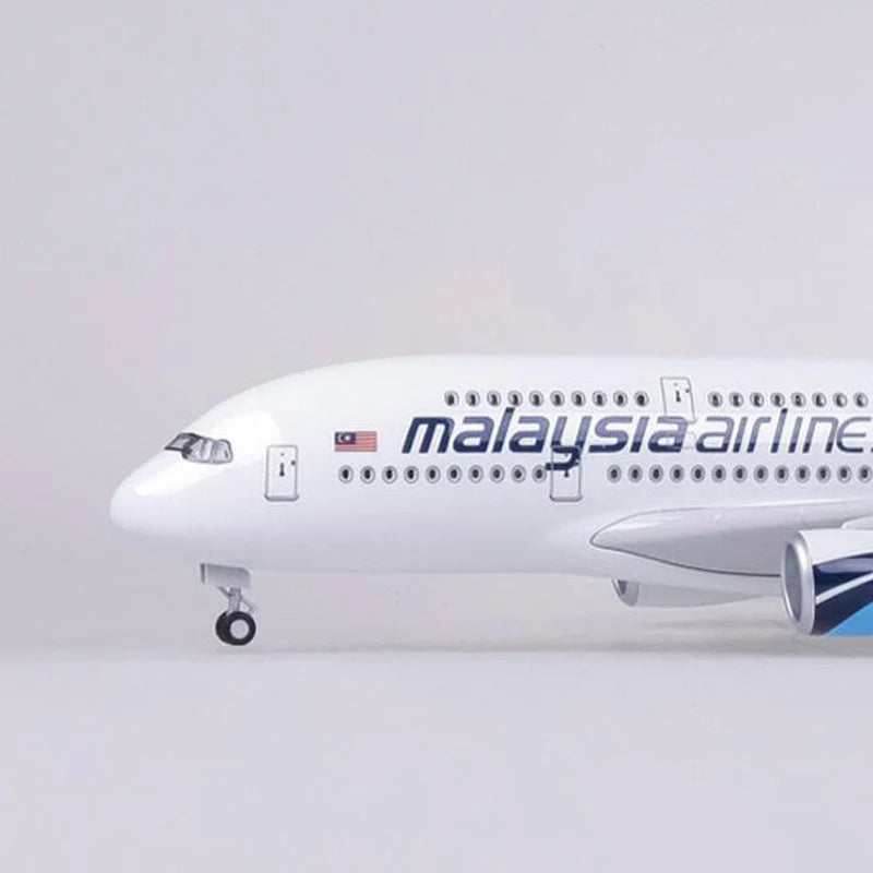 Malaysia Airlines Airbus A380 47CM 1:160 Diecast Scale Model