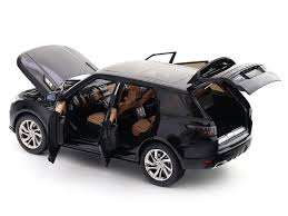 Range Rover 1:18 Diecast Scale Model Car