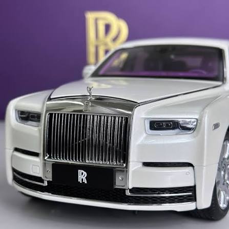 Rolls Royce Phantom 1:18 Diecast Scale Model Car